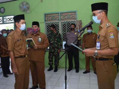 Camat Sepatan Timur Lantik Pejabat Kepala Desa Lebak Wangi
