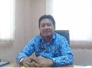 Sekretaris DPMPTSP Kota Tangsel H. Hendra.