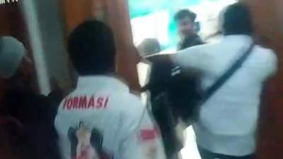 Wartawan Dianiaya Oknum Ormas Pendukung SYL