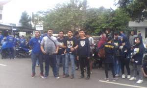 Viking Baduy Bukber dan Bagikan Takjil