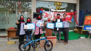 Rayakan HUT ke 30 Tahun, JNE Siap Melayani Dengan Segenap Hati dan Cinta