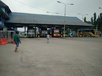 Satu Hari Jelang Idul Adha1441 H Di Masa Pandemi, Terminal Pakupatan Serang Sepi