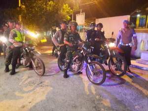 Polsek Dan Koramil Bayah Gelar Patroli Gabungan