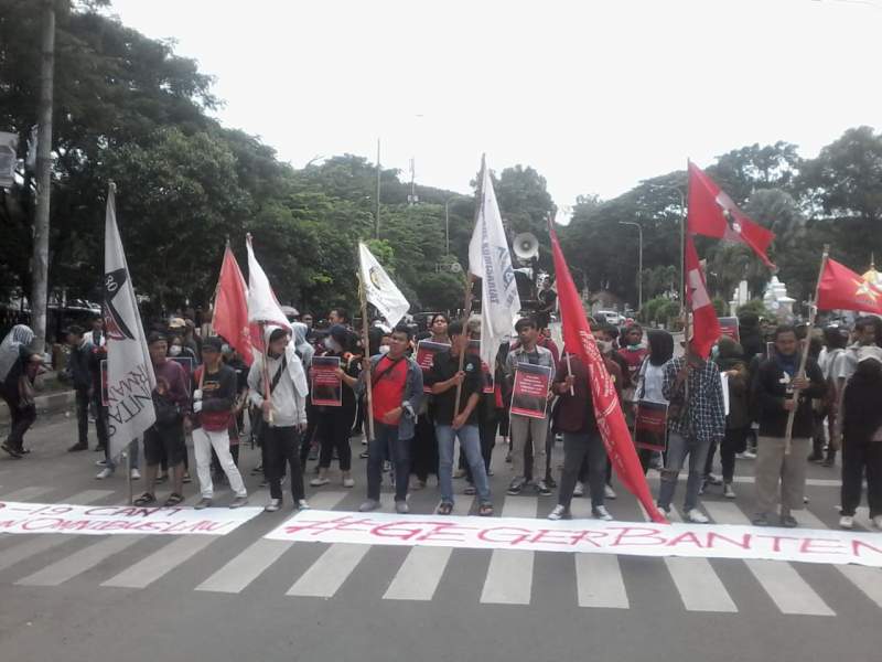 Puluhan Mahasiswa Kembali Turun Kejalan Tolak Omnibus Law
