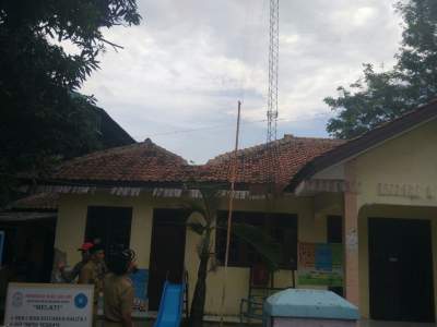 BTS tak berfungsi di SIndang Jaya meresahkan warga.