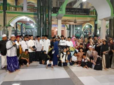 Tutup Pengajian, DKM Mesjid Baiturrahman Panggang Bunar Gelar Ziarah