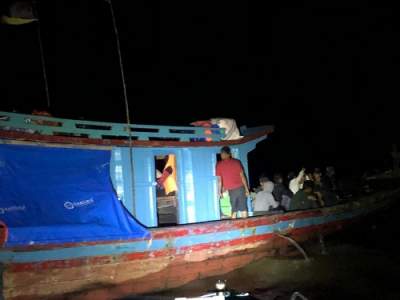 Terciduk, 52 PMI Ilegal oleh Patroli Laut Gabungan TNI AL Lanal TBA