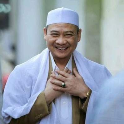 Almarhum Abuya Uci Sosok Ulama Kharismatik