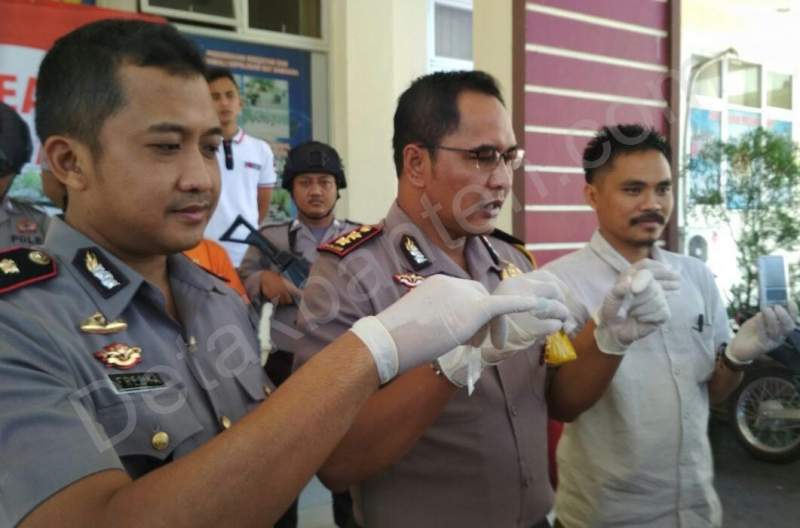 Barang bukti sabu yang berhasil diamankan oleh kepolisian