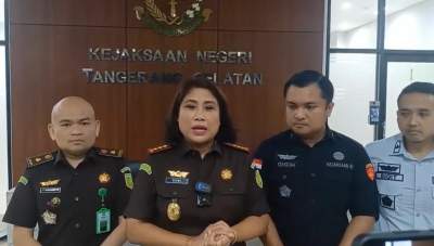 Kepala Kejari Kota Tangsel, Apsari Dewi.