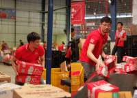 Ilustrasi pengemasan atau packing di layanan JD.ID.