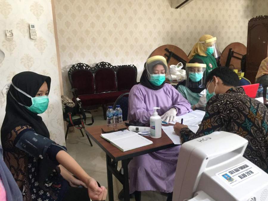 Tahap Pertama, Tenaga Medis RSDP Kabupaten Serang Disuntik Vaksin Sinovac