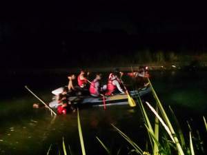 Anak 7 Tahun Tercebur di Kali Ciruas