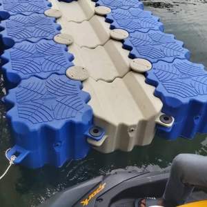 Cegah Sampah Numpuk di Sungai, DLH Pasang Kubus Apung