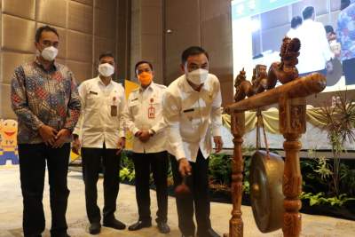 Mad Romli Buka Acara Bintek Pendistribusian Bantuan STB