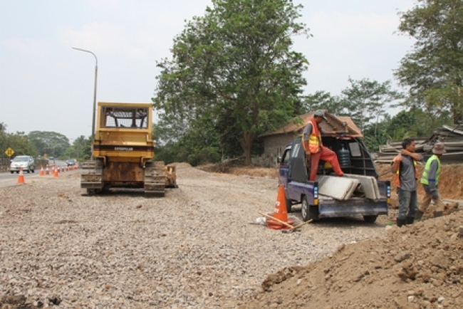 MMS Percantik Gerbang Tol Ciujung dan Serang Barat