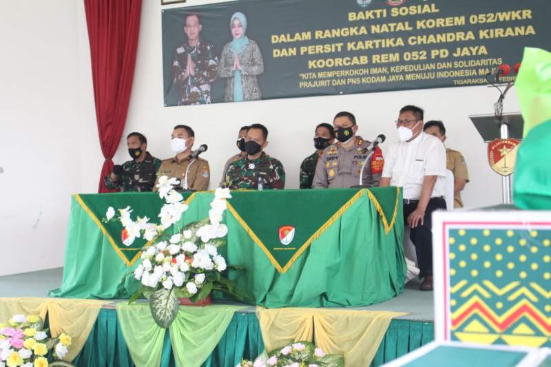 Danrem Wijaya Krama Gelar Baksos Bareng Wakil Bupati Tangerang