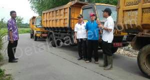 DLHK dan Kecamatan Angkut Sampah liar di Sindang Jaya