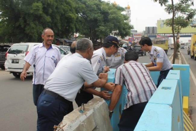 Penutupan U-Turn Ditentang Pak 'Ogah'