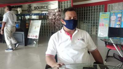 Manager HRD PT Eds Manufacturing Indonesia ( PEMI) Hamdan. (iday)