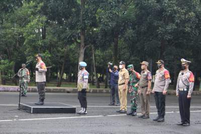 Mad Romli Hadiri Apel Gelar Pasukan Operasi Lilin Kalimaya 2020