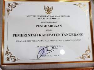 Pemkab Tangerang Raih Penghargaan Peduli HAM dari Kemenhumkam