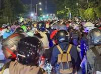 Mengeluh, Pemudik Kehabisan Tiket di Pelabuhan Ciwandan