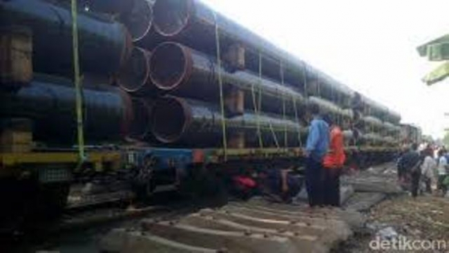 Kereta Anjlok, Diduga Akibat Rapuhnya Bantalan rel