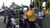 Cegah Penyebaran Covid-19, Partai Berkarya Cilegon Bagikan Ribuan Masker dan Hand Sanitizer