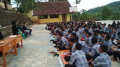 LDKS OSIS SMAN 1 Cibeber, Lebak.