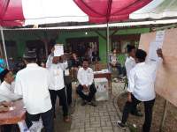 Diulang , Zaki - Mad Romli menang telak di TPS 08 Gunung Kaler