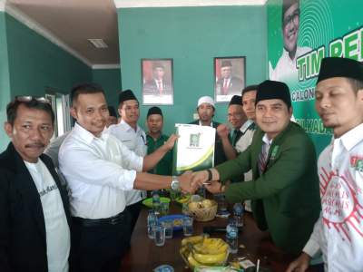 Kembalikan Formulir Ke PKB, Abdul Latif Optimis Maju di Pilkada Serang