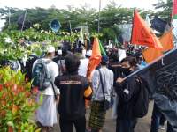 Tuntut Presiden Prancis Minta Maaf, Ribuan Massa di Banten Siap Boikot Produk Prancis