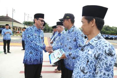 Sekda Banten Ranta Soeharta usai apel Hari Kesadaran Nasional.