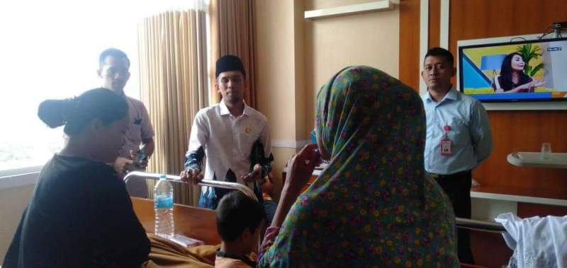 Tak Ada Biaya, Anggota DPRD Kota Serang Bantu Warga Tak Mampu