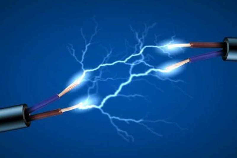 Naas, Pria Warga Kota Serang Kesetrum Saat Pasang Spanduk Ketua DPW PAN Banten