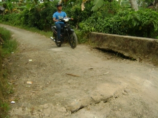 Jembatan Taliptip Nyaris Amblas