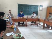 Sekcam Sukamulya Hadiri Rakor Komite SMAN 30 Tangerang