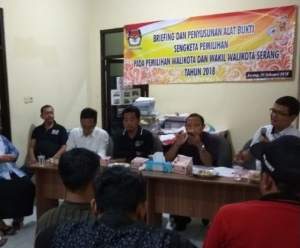 KPU Kota Serang Susun Alat Bukti Sidang Sengketa
