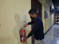 Antisipasi Kebakaran, Polres Serang Kota Pasang Apar