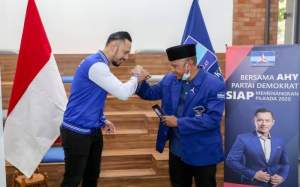 Mantan Pelatih Timnas U-23 Rahmad Darmawan Resmi Bergabung Ke Partai Demokrat