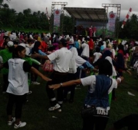 Pengurus DPC partai Perindo beserta masyarakat kecamatan padarincang, kabupaten serang gelar senam sehat dan jalan santai