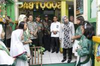 Bupati Serang Resmikan Ruang Kelas Baru SDN Cikande 1.