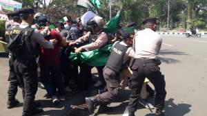Picu Kerumunan, Polresta Tangerang Amankan Pelaku Aksi Unjuk Rasa