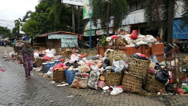 Masyarakat Keluhkan Sampah, DKP Terjunkan 132 Armada