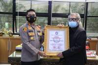 Kapolresta Tangerang Terima Penghargaan dari Komnas Perlindungan  Anak