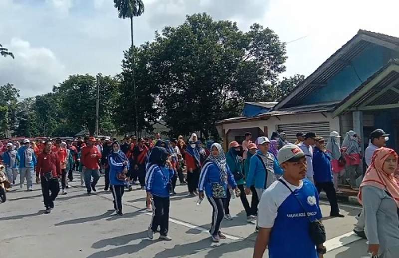 Pemkab Tangerang Gelar Jalan Sehat