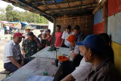 Minta Akses Jalan, Warga Sukarayat Keluhkan Pembangunan PT KAI