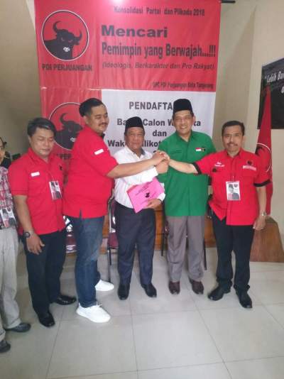 Kader PPP Ambil Formulir Pendaftaran Bacalon Wali Kota di Kantor PDI Perjuangan