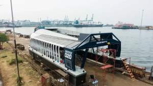 Wow! Coldplay Sumbangkan Kapal Pembersih Sampah untuk Indonesia